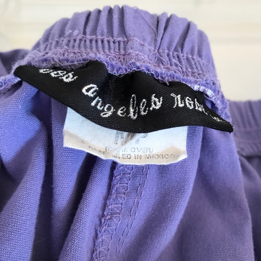 ๐ธ๐ฆ Beautiful Scrub Set ๐ธ๐ฆ - Picture 5 of 5